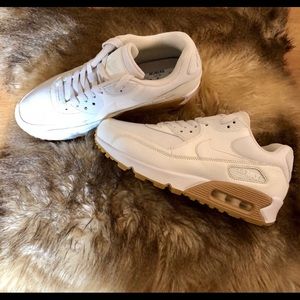 Nike Air Max 90s NWT size 7